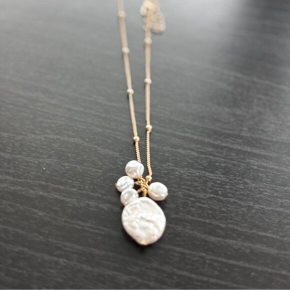 Gold Tone Double Chain Necklace With Fux Freshwater Pearl Cluster Pendant - Picture 3 of 9